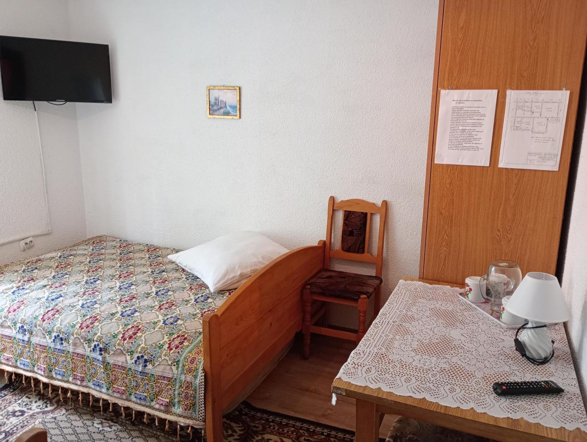 Pensiunea Irina 1 Si 2 Zărneşti Bagian luar foto