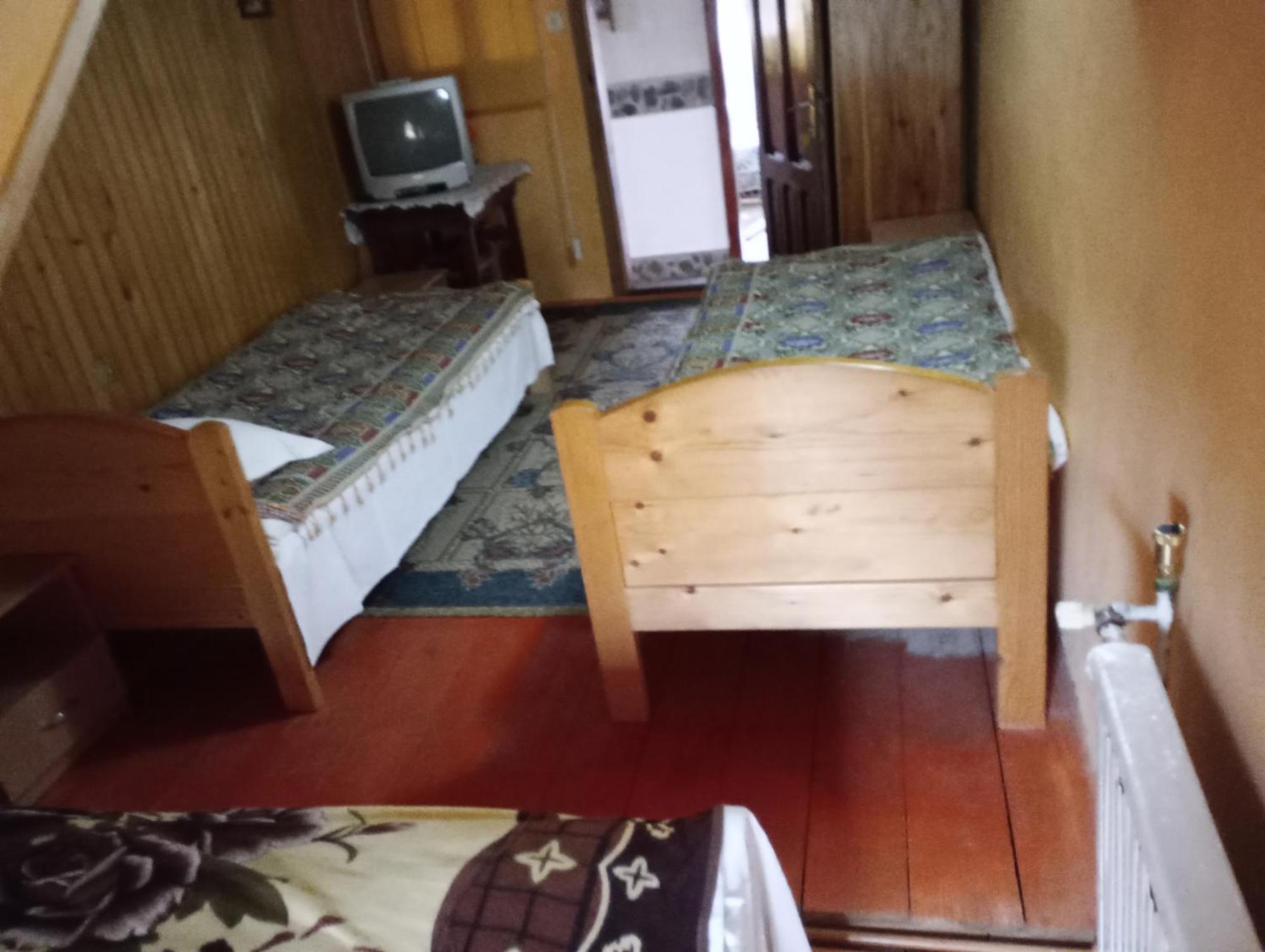 Pensiunea Irina 1 Si 2 Zărneşti Bagian luar foto